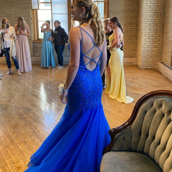 Mori Lee Prom Size 6 Like New - Picture 3 of 14